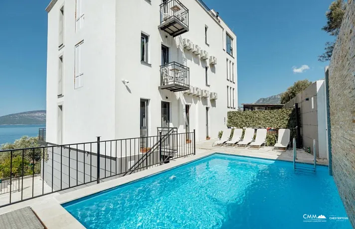 Modern Boutique Hotel with Panoramic Views – Luxury Adriatic Investment